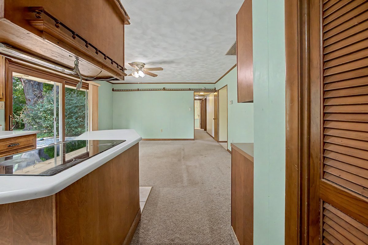 109 E Parkview Drive Property Photo 19