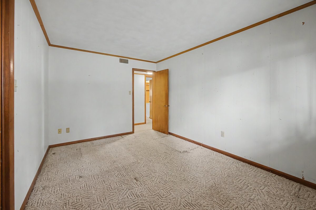 109 E Parkview Drive Property Photo 27