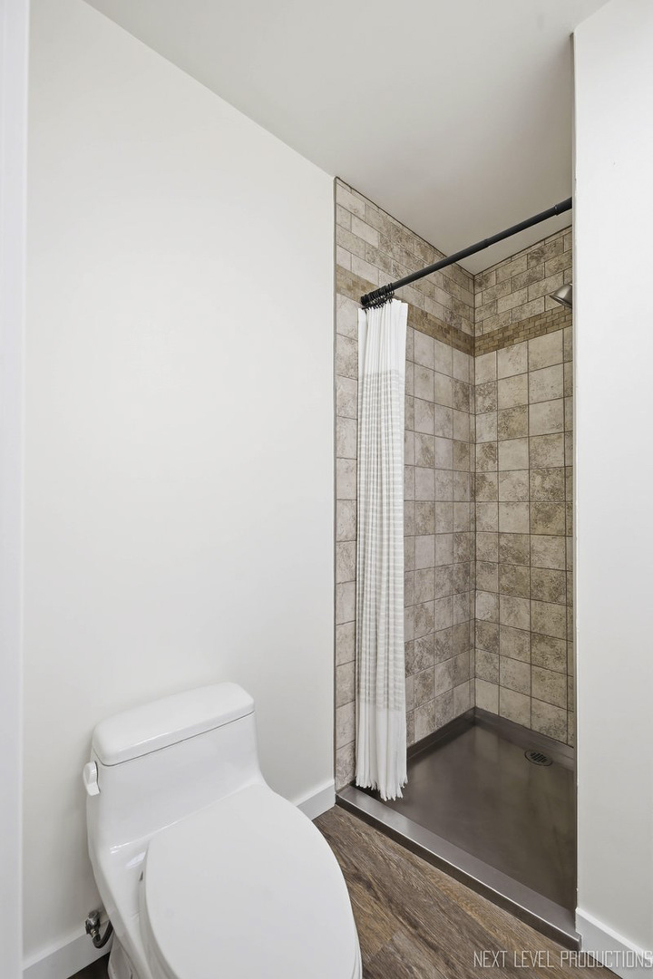 24 W Stonegate Drive Property Photo 23