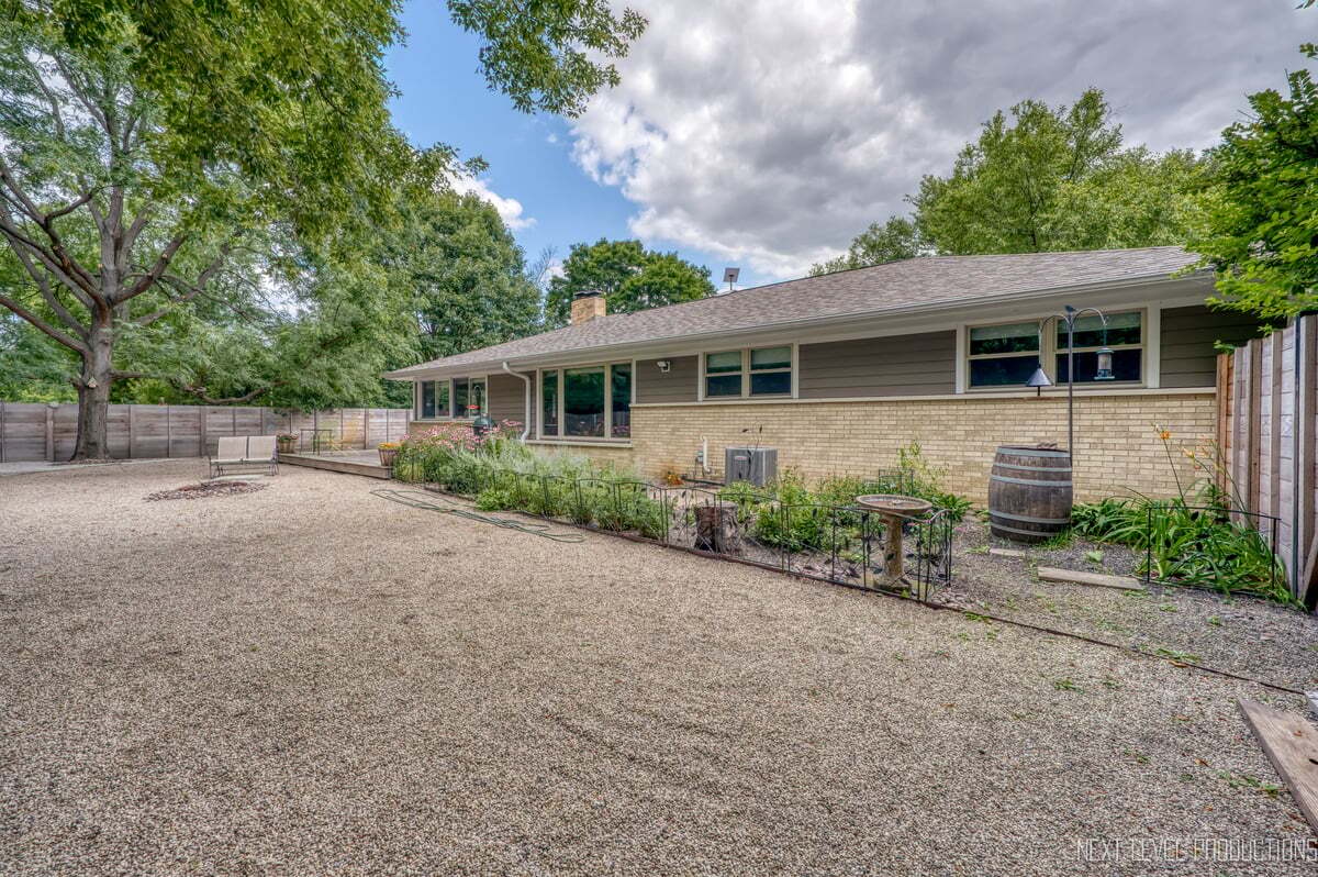 24 W Stonegate Drive Property Photo 29