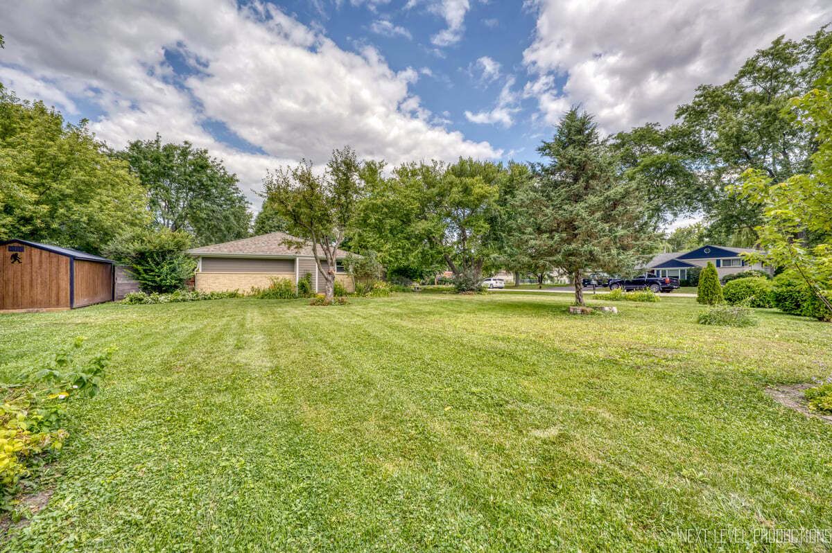24 W Stonegate Drive Property Photo 33