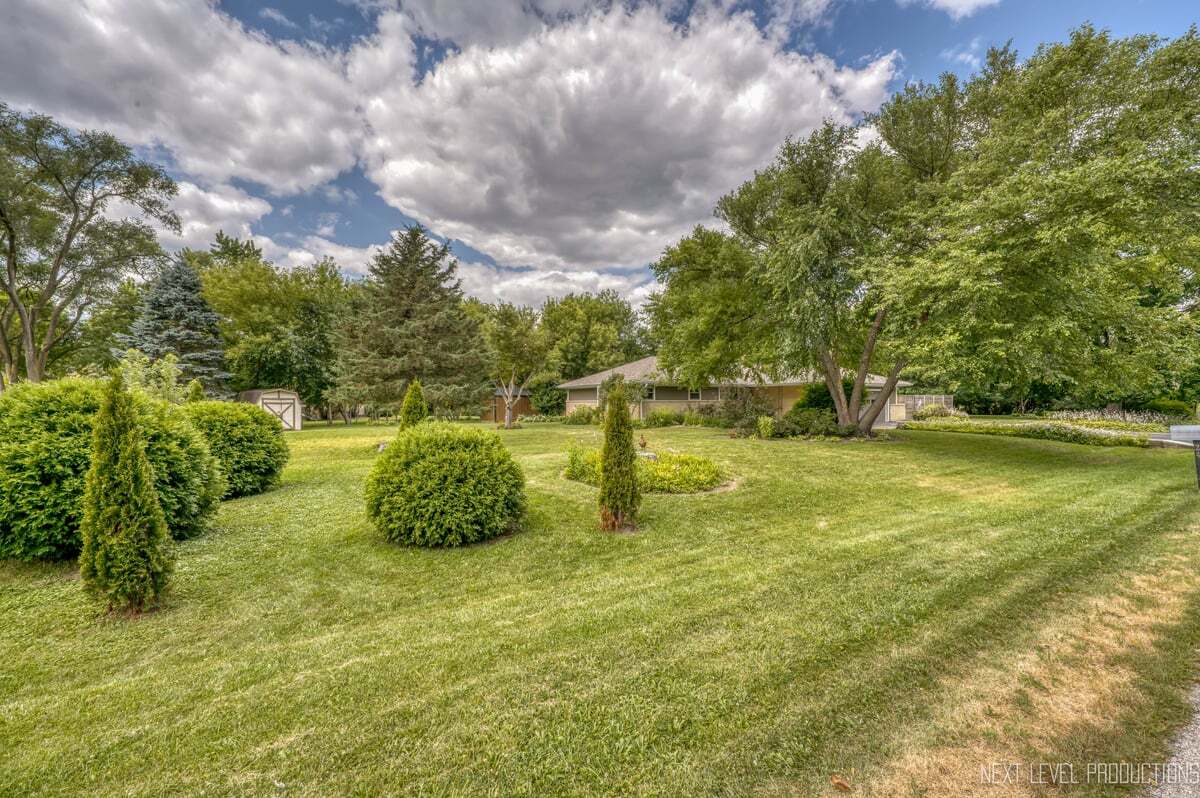 24 W Stonegate Drive Property Photo 35
