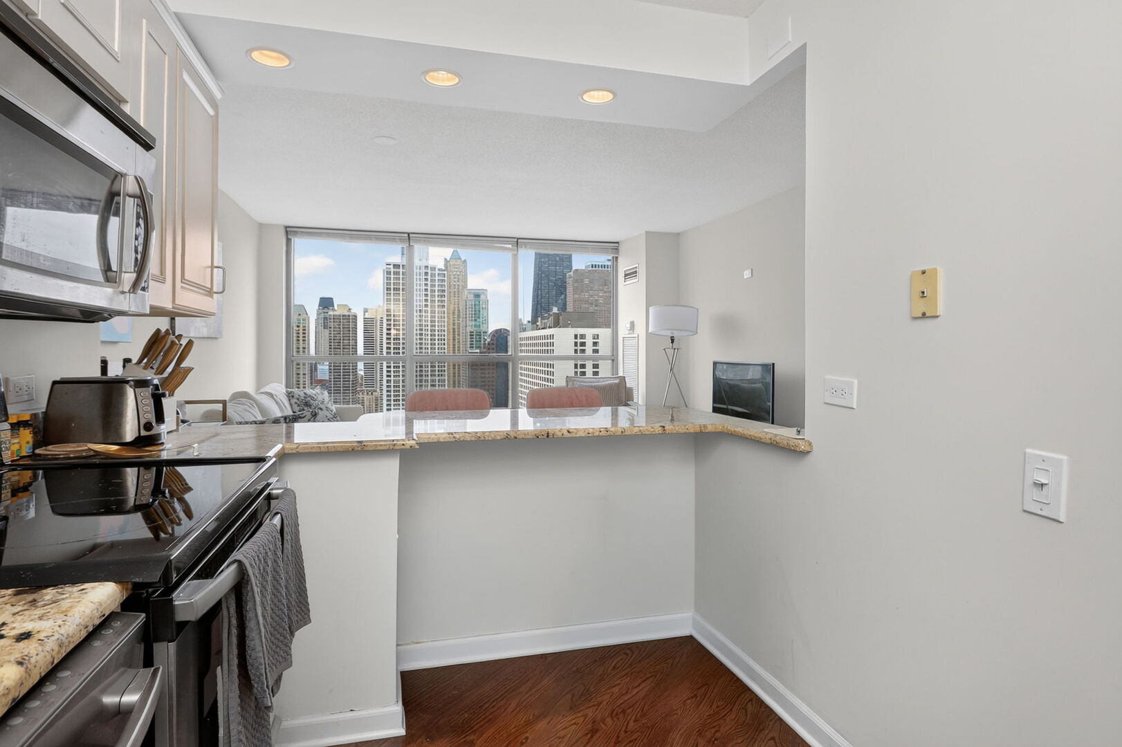 405 N Wabash Avenue 4101 Property Photo 10