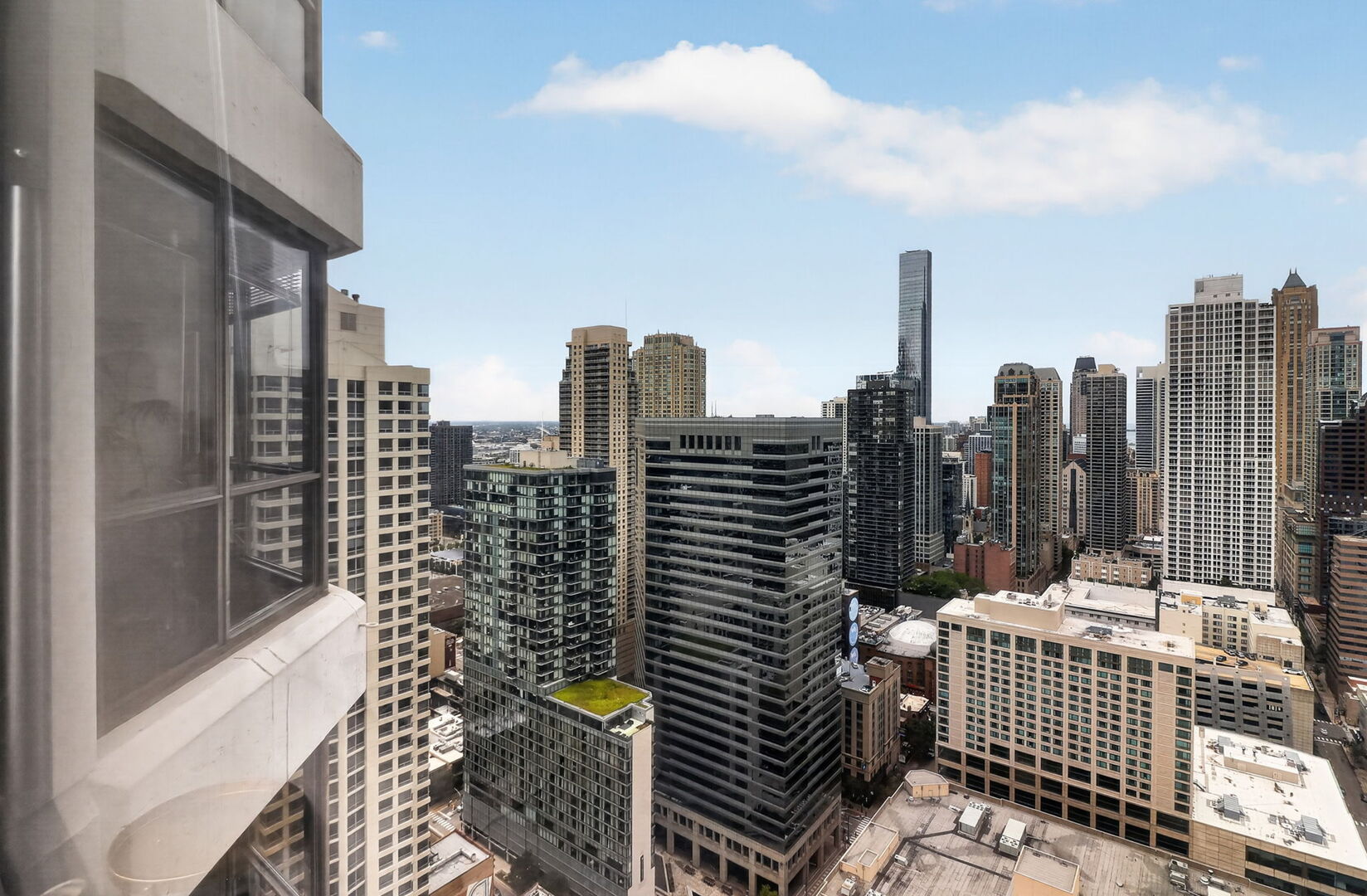 405 N Wabash Avenue 4101 Property Photo 14