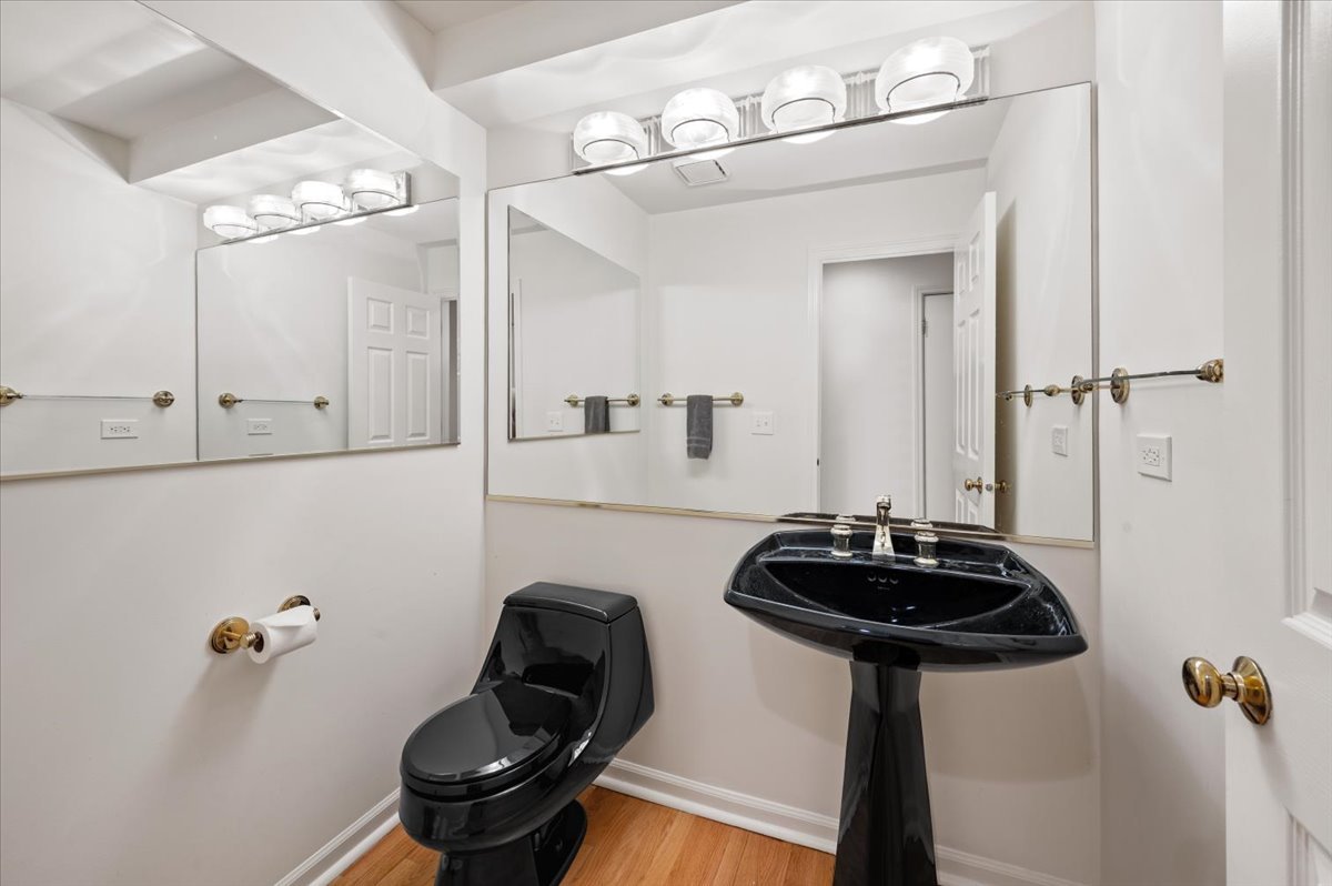 4312 Ivy Lane Property Photo 9