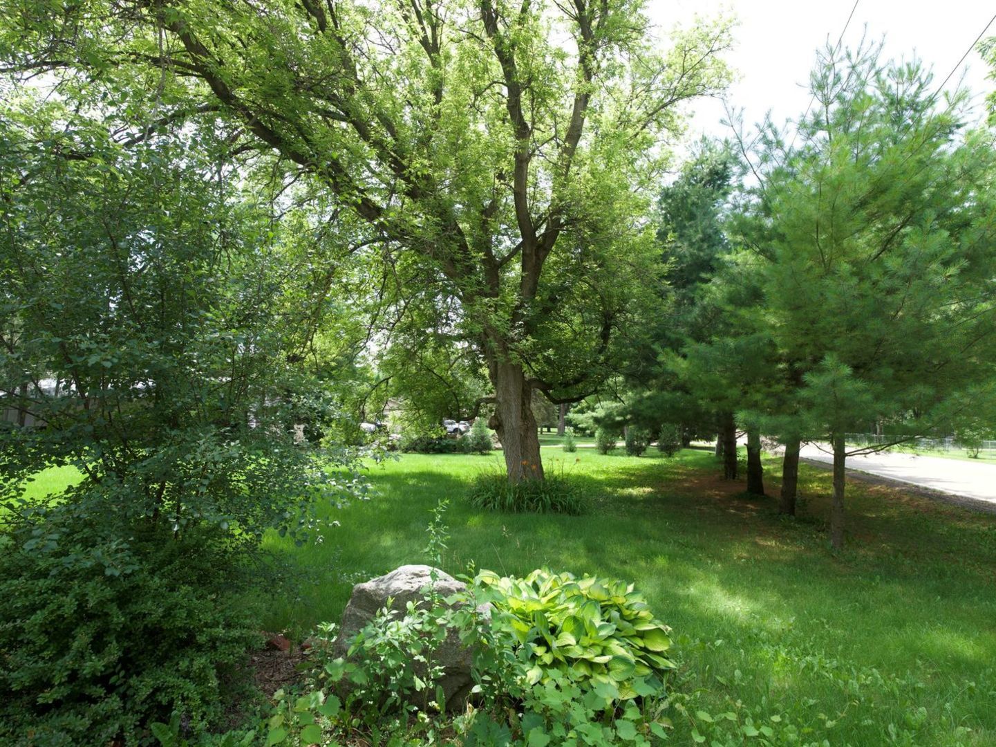 3914 Raycraft Road Property Photo 16