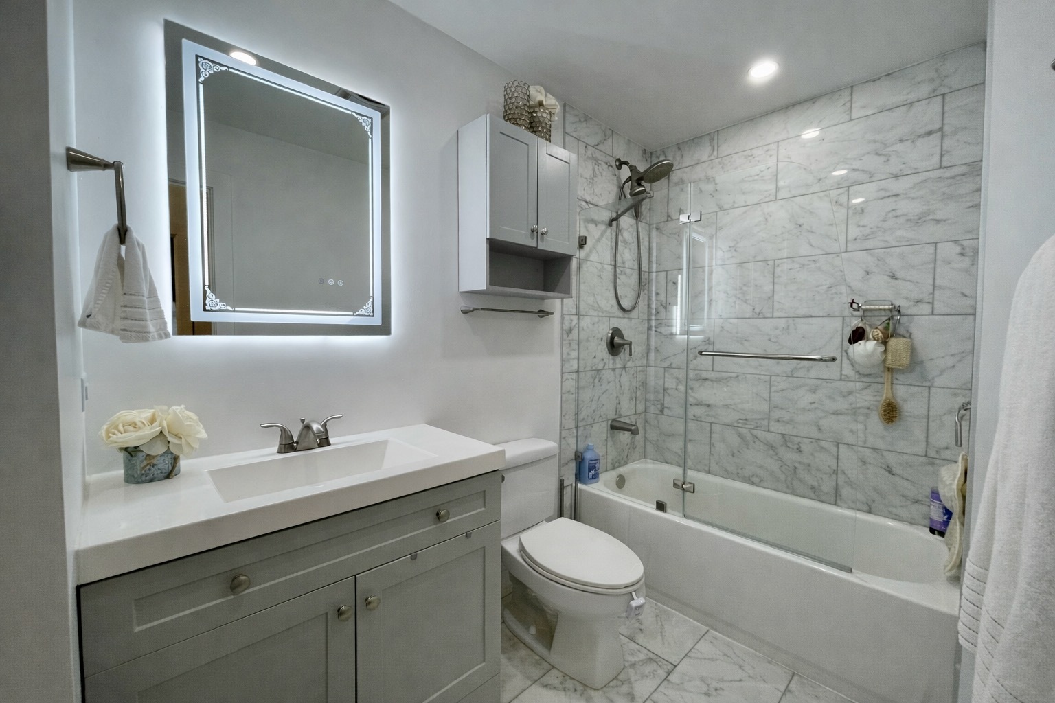300 Cunat Boulevard 2b Property Photo 6