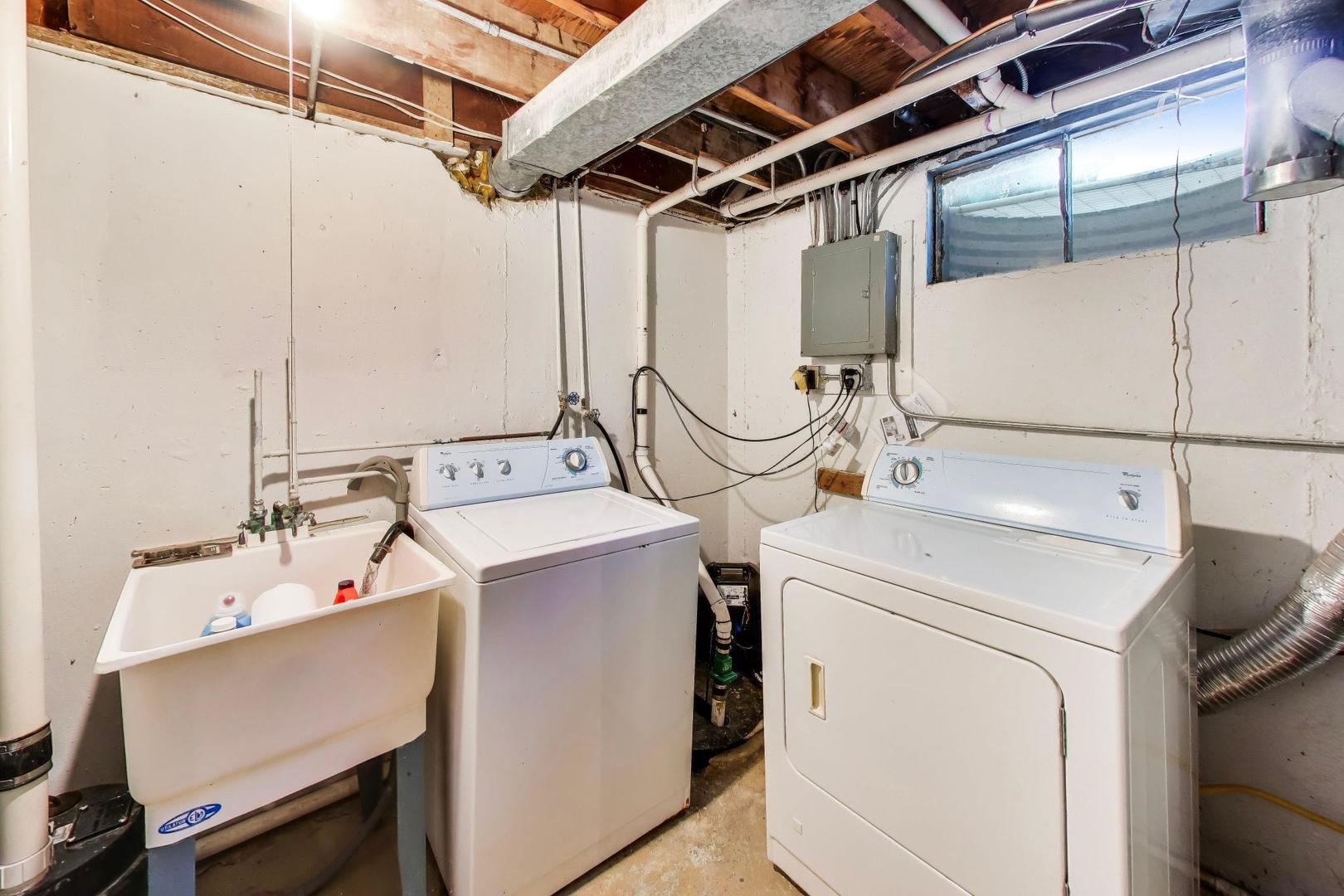 249 Sunrise Avenue Property Photo 10