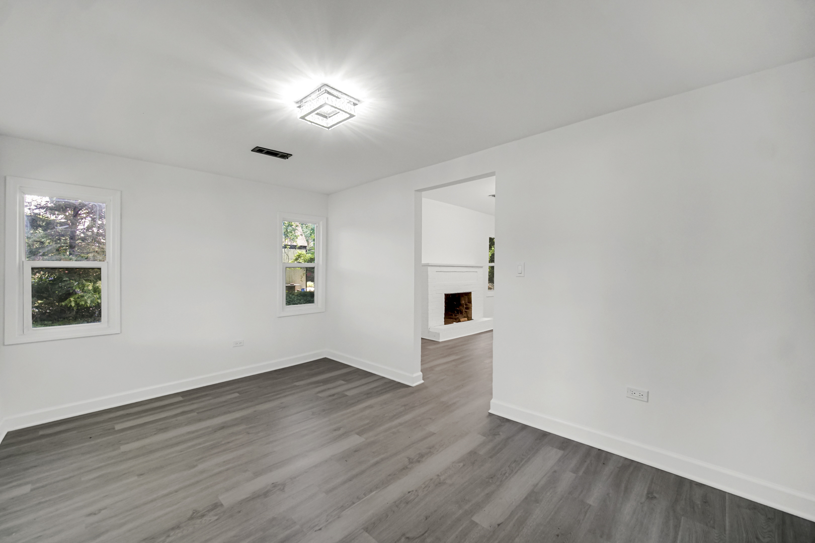 34904 N Carvis Drive Property Photo 3