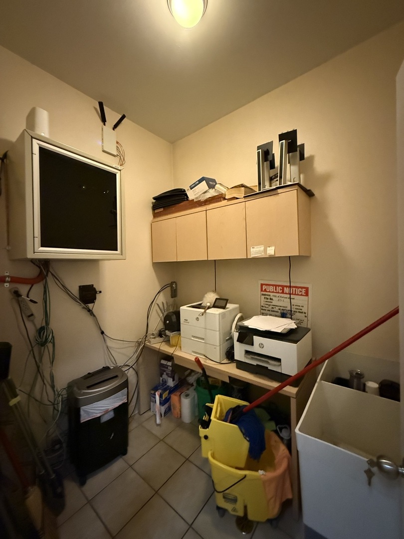 1455 N Ashland Avenue 1 Property Photo 10