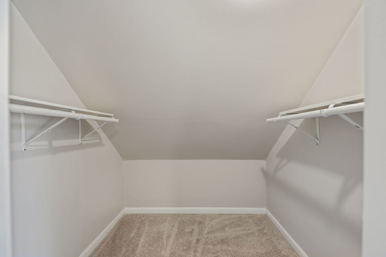 780 S Elm Avenue Property Photo 12