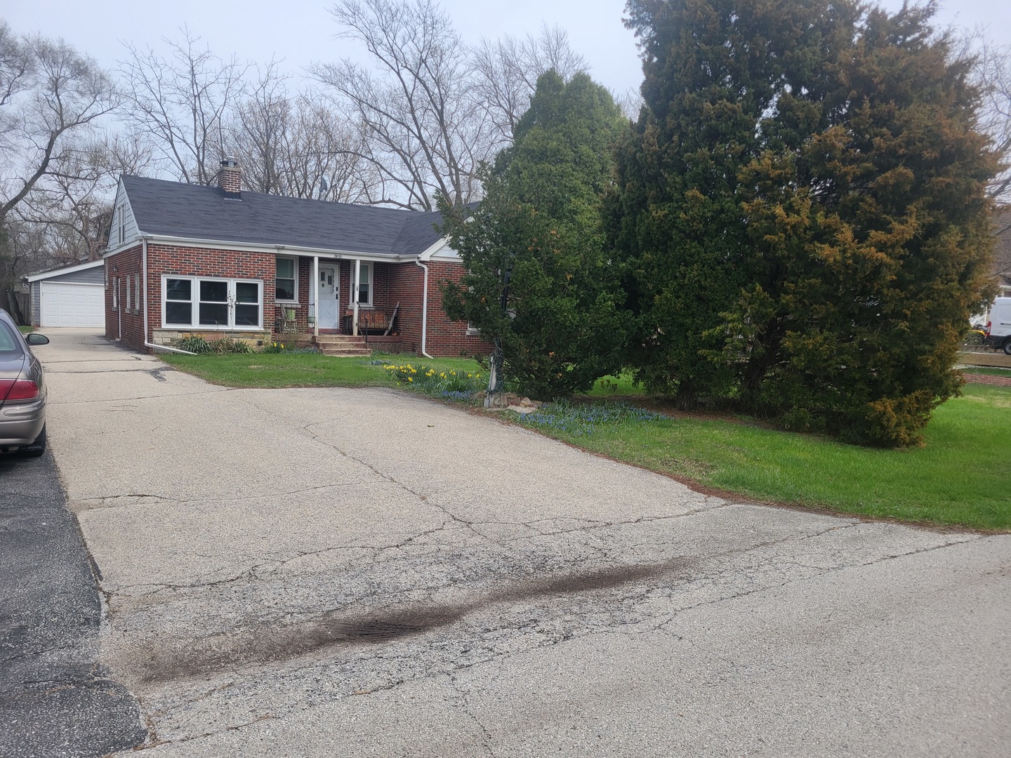 2n161 Fairfield Avenue Property Photo 1