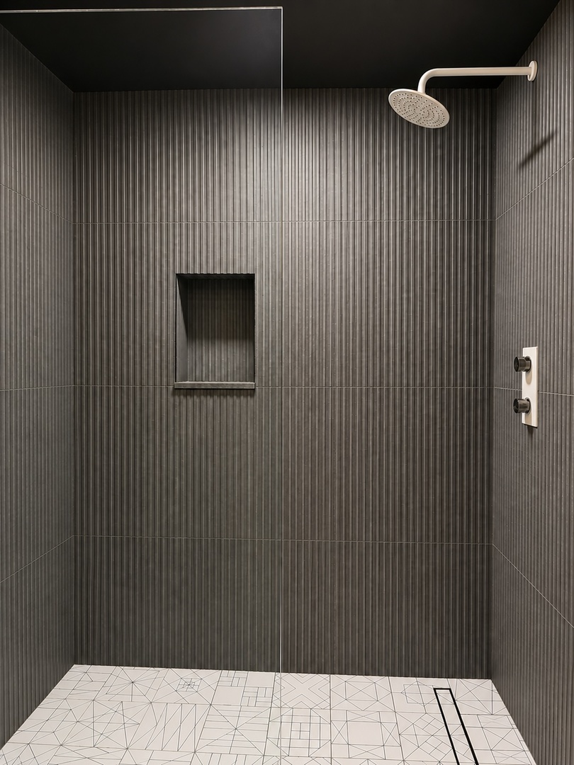12702447 Property Photo 58