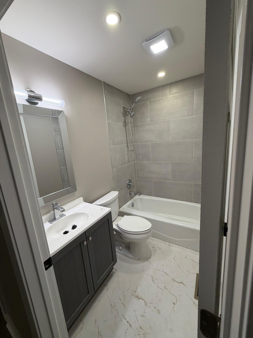 208 Albert Drive Property Photo 10
