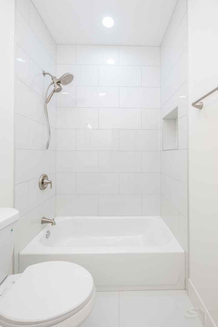 2611 W 21 Street Property Photo 14