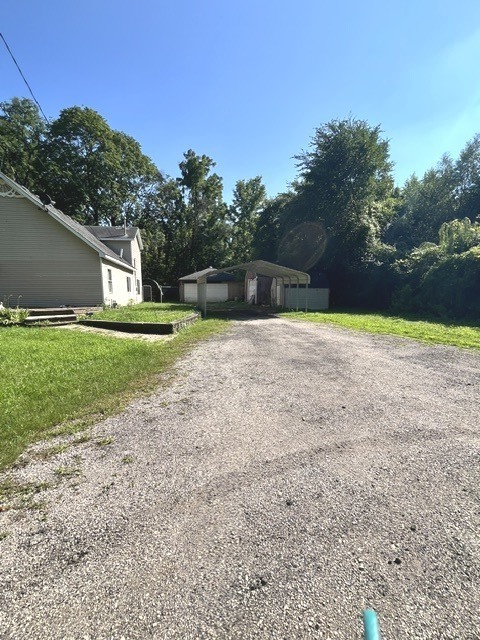 3s756 Route 59 Property Photo 4
