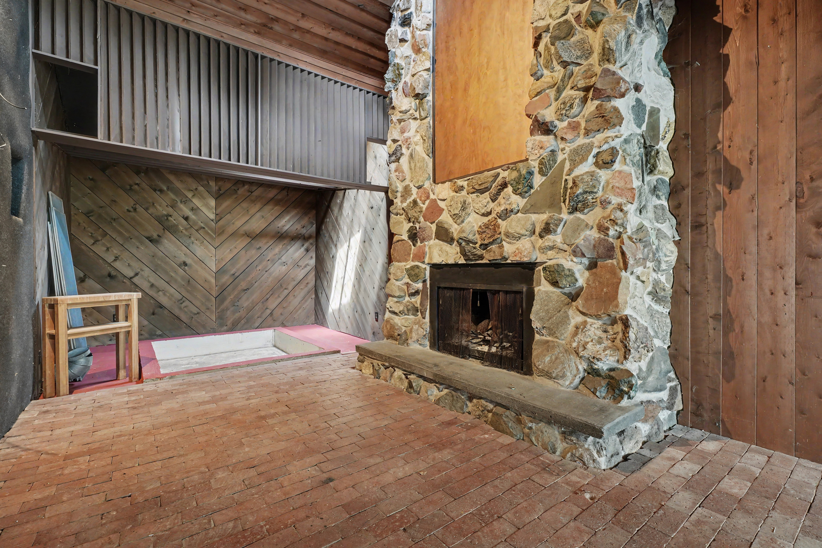 105 W Maple Street Property Photo 23