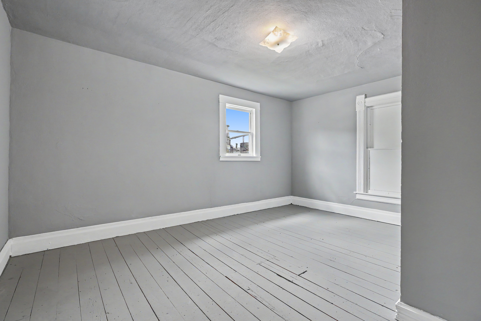 105 W Maple Street Property Photo 26