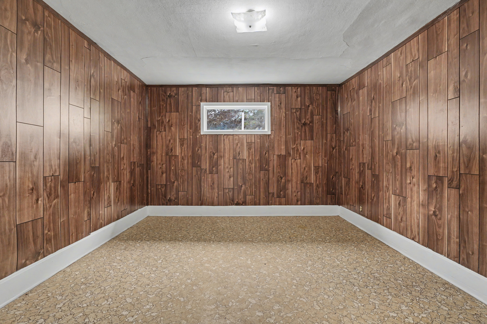 105 W Maple Street Property Photo 30