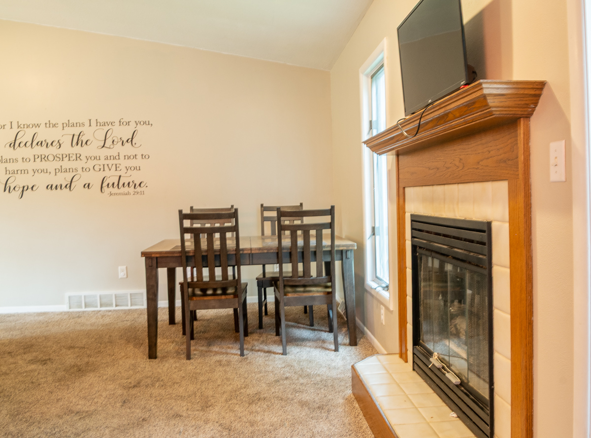 810 42nd Street Property Photo 11