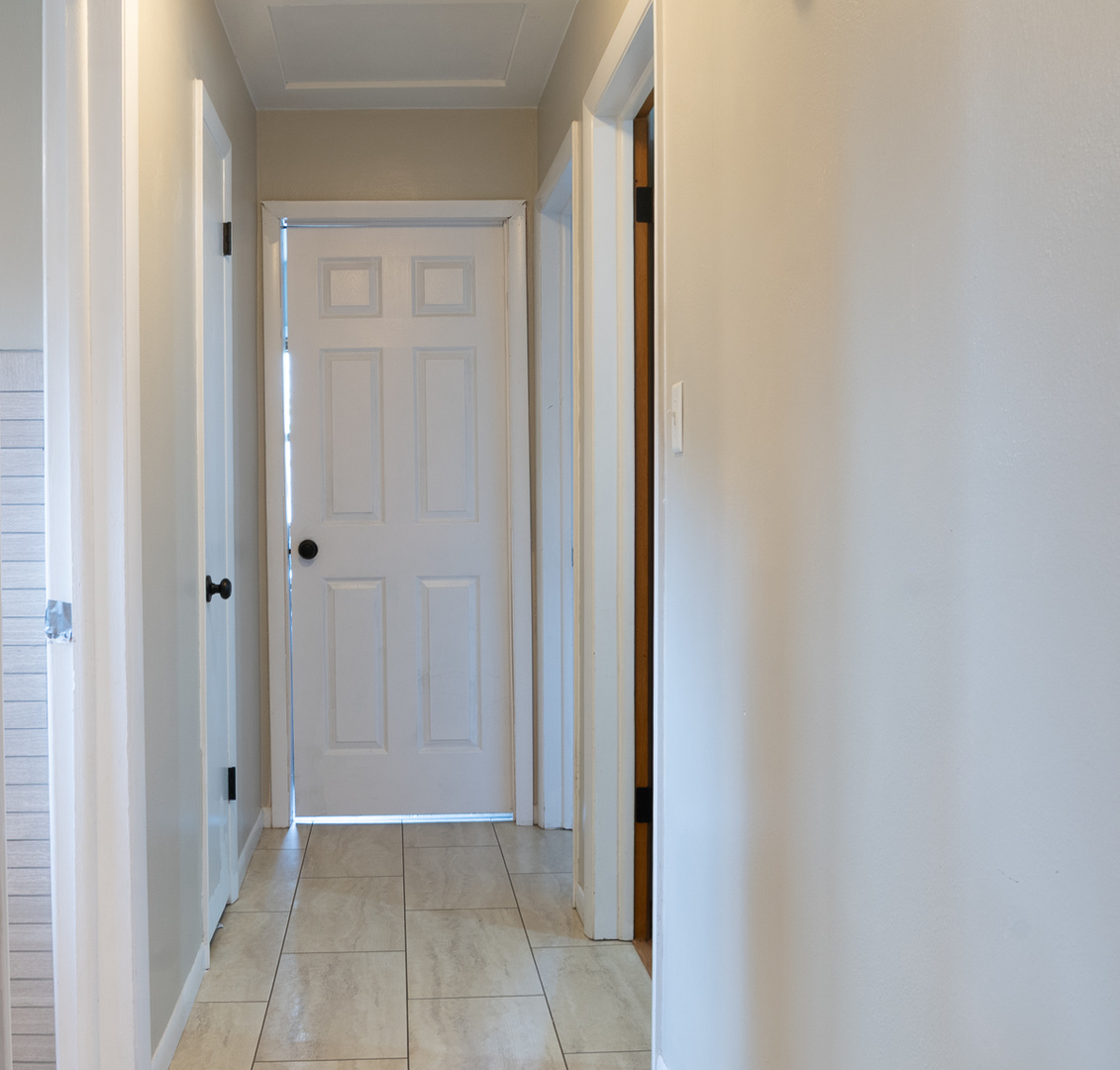 810 42nd Street Property Photo 14