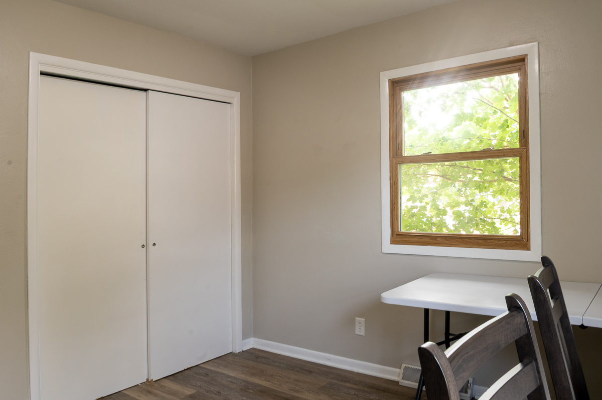 810 42nd Street Property Photo 21
