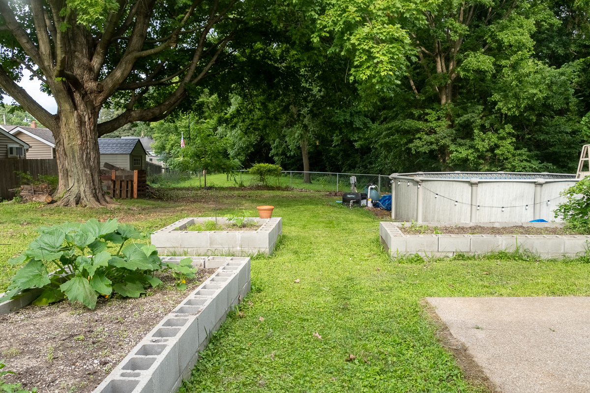810 42nd Street Property Photo 32