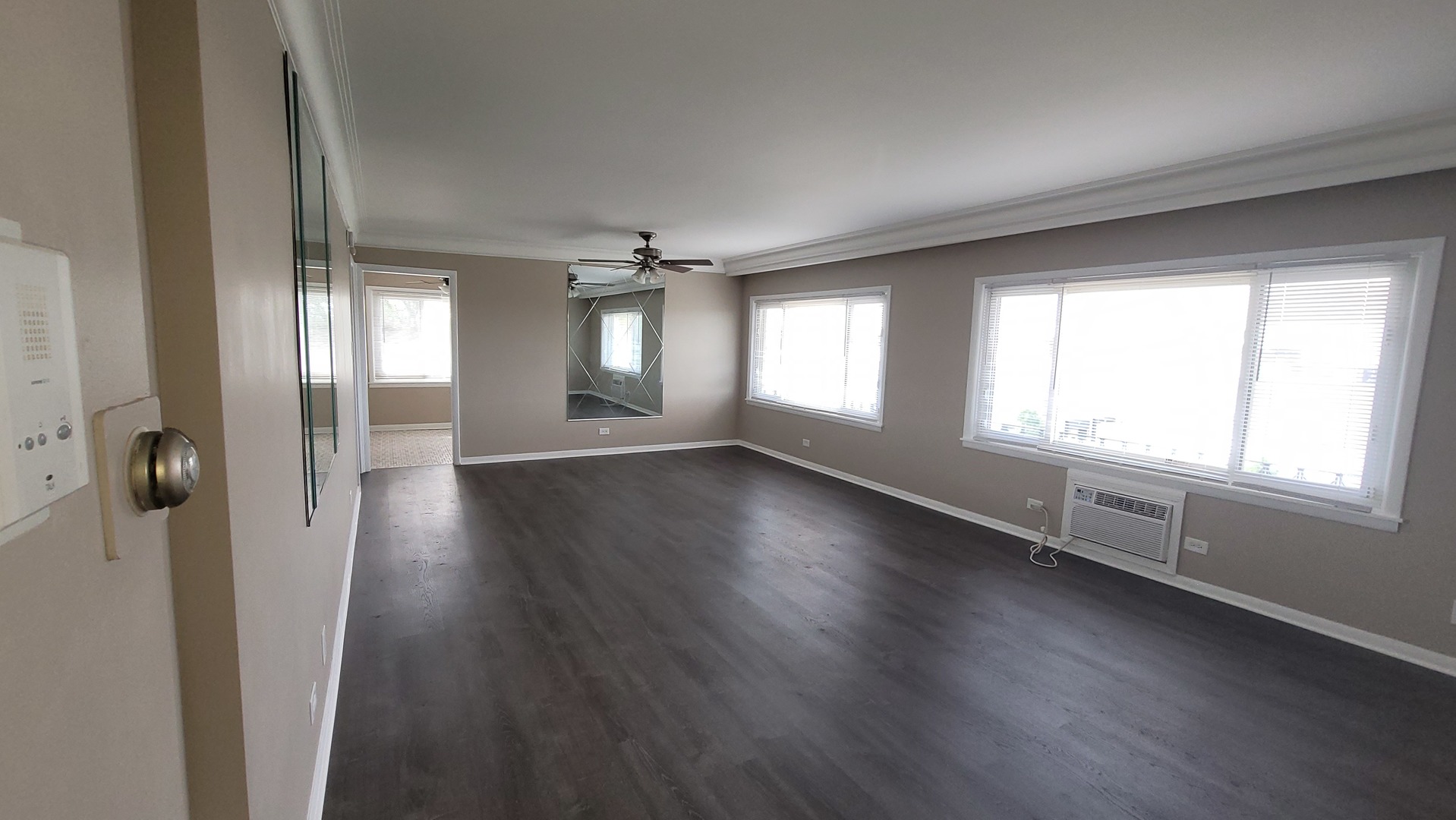 9600 S Komensky Avenue 3w Property Photo 6