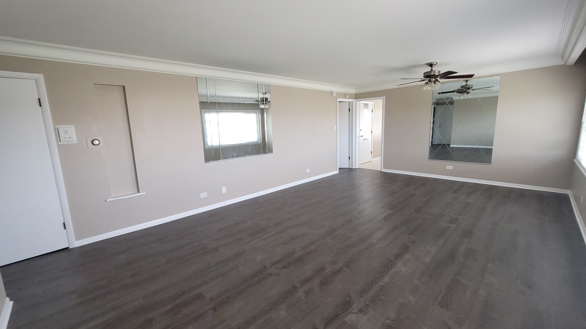 9600 S Komensky Avenue 3w Property Photo 7