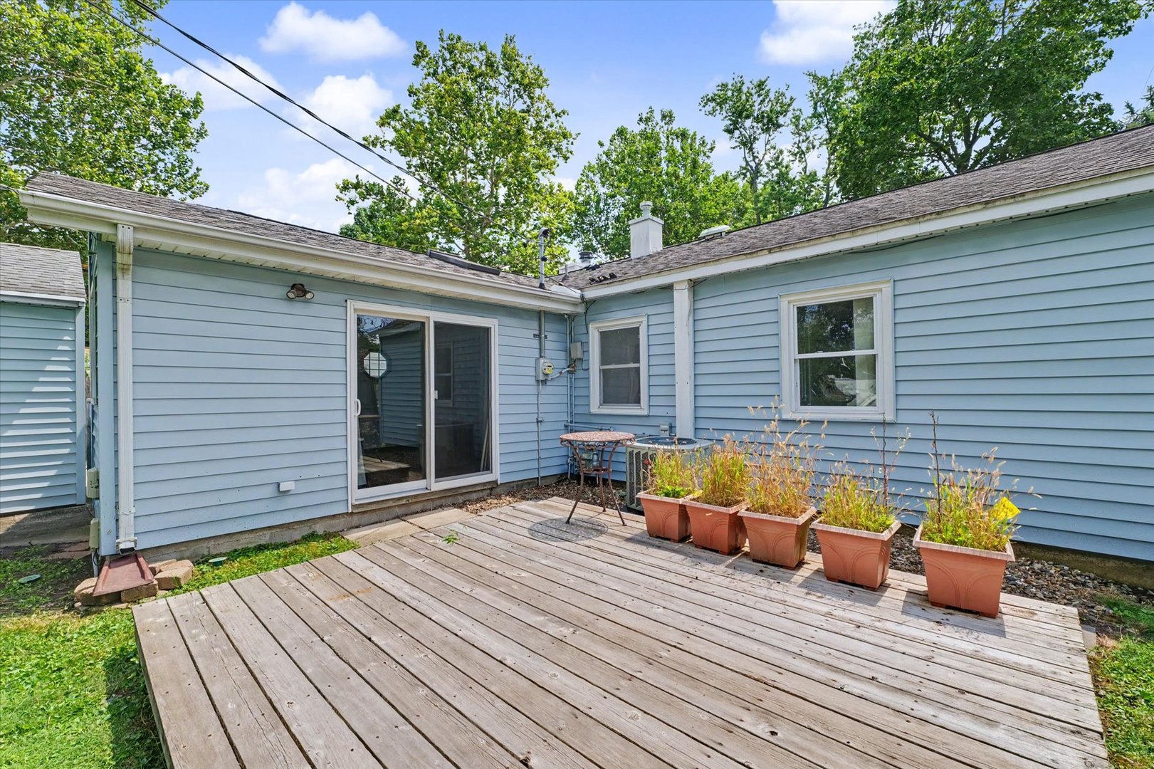 706 E Michigan Avenue Property Photo 27