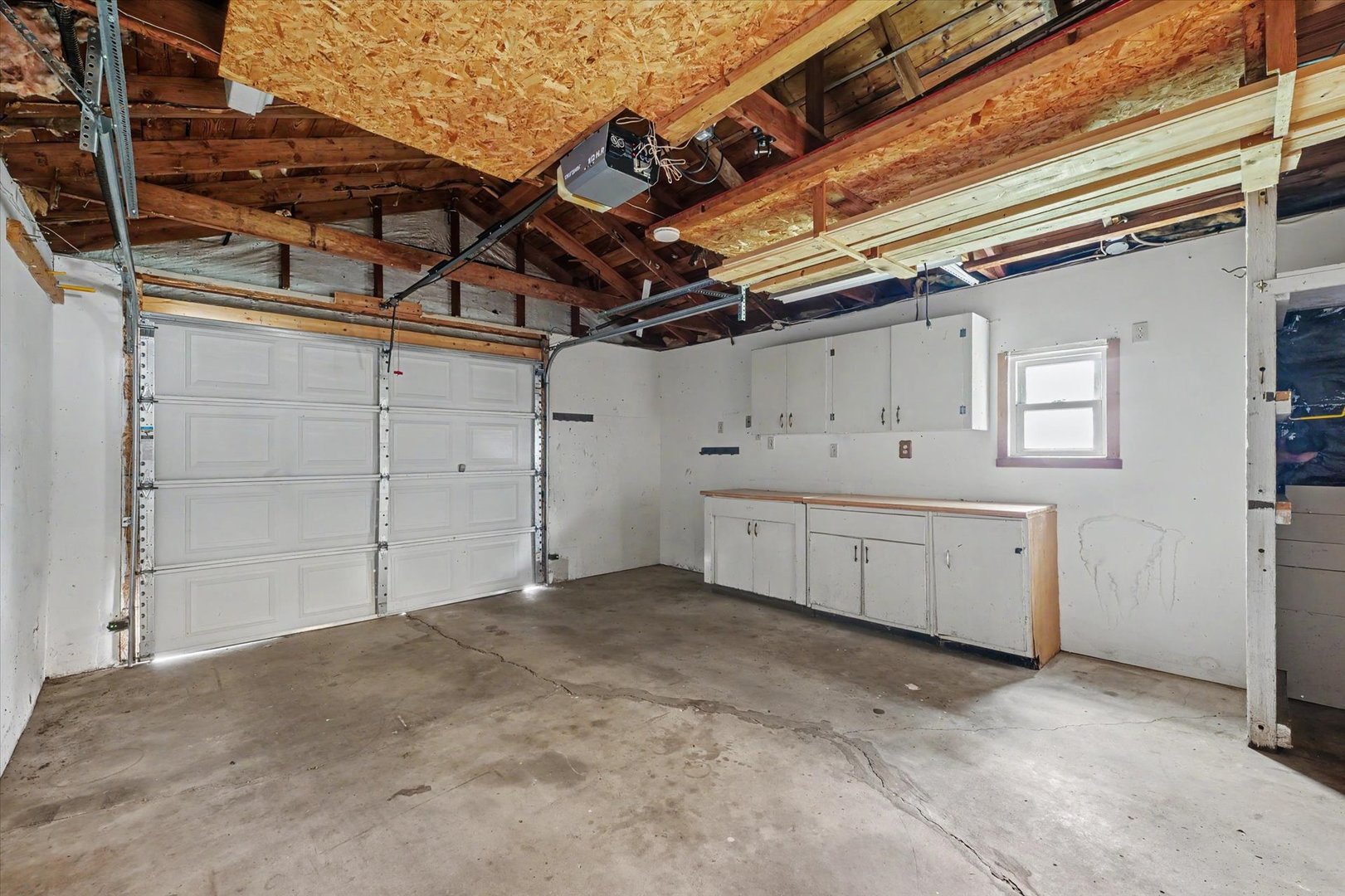 706 E Michigan Avenue Property Photo 34
