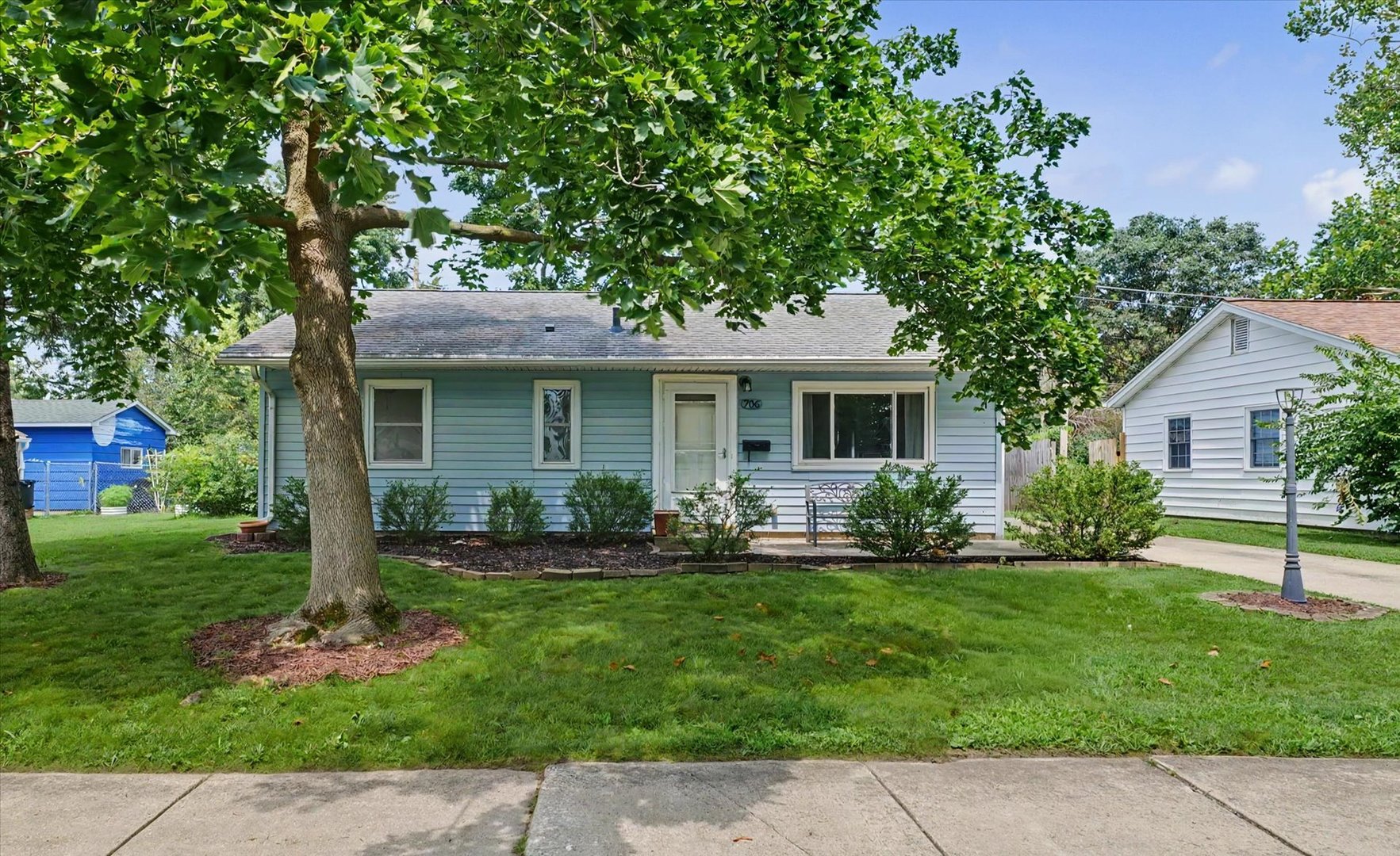 706 E Michigan Avenue Property Photo 37