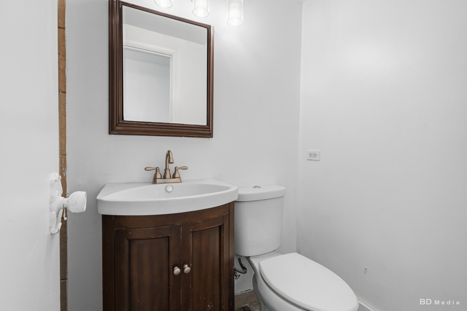 18055 Thomas Lane Property Photo 11