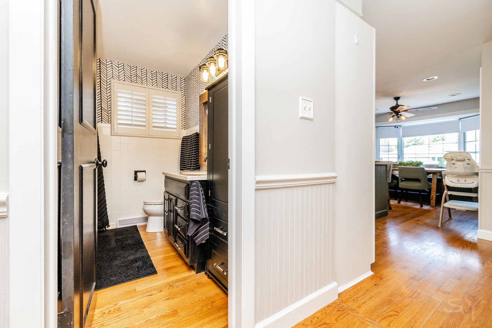 11342 S Drake Avenue Property Photo 6