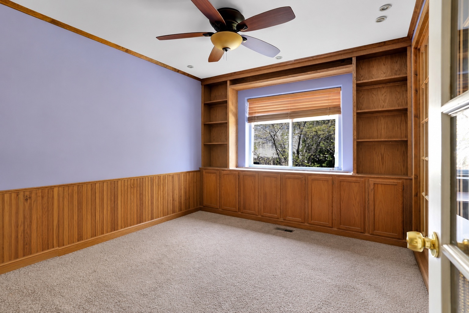7705 Boxwood Lane Property Photo 9