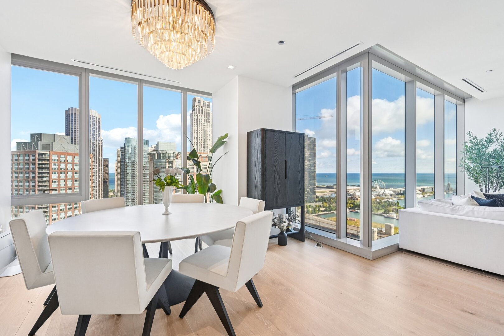 363 E Wacker Drive 2204 Property Photo 7