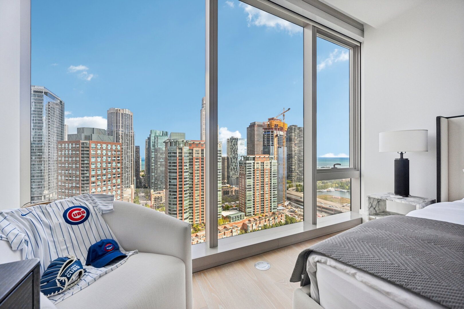 363 E Wacker Drive 2204 Property Photo 14