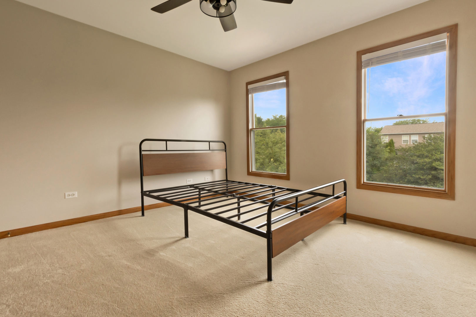 1832 E Vista Terrace Property Photo 15