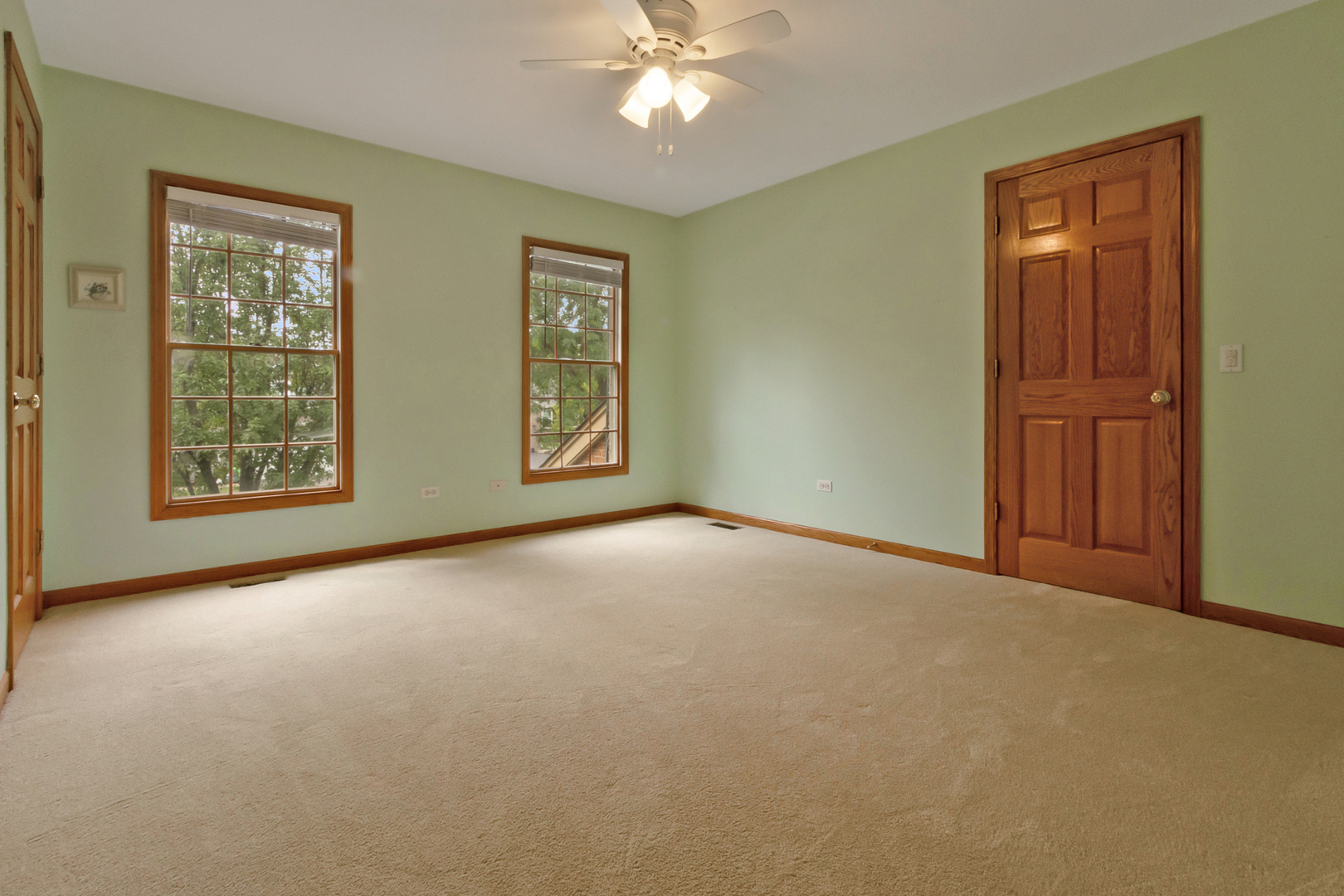 1832 E Vista Terrace Property Photo 16