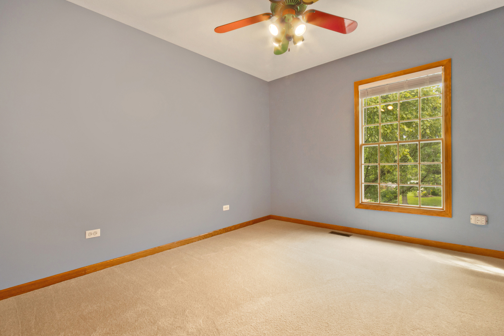 1832 E Vista Terrace Property Photo 17