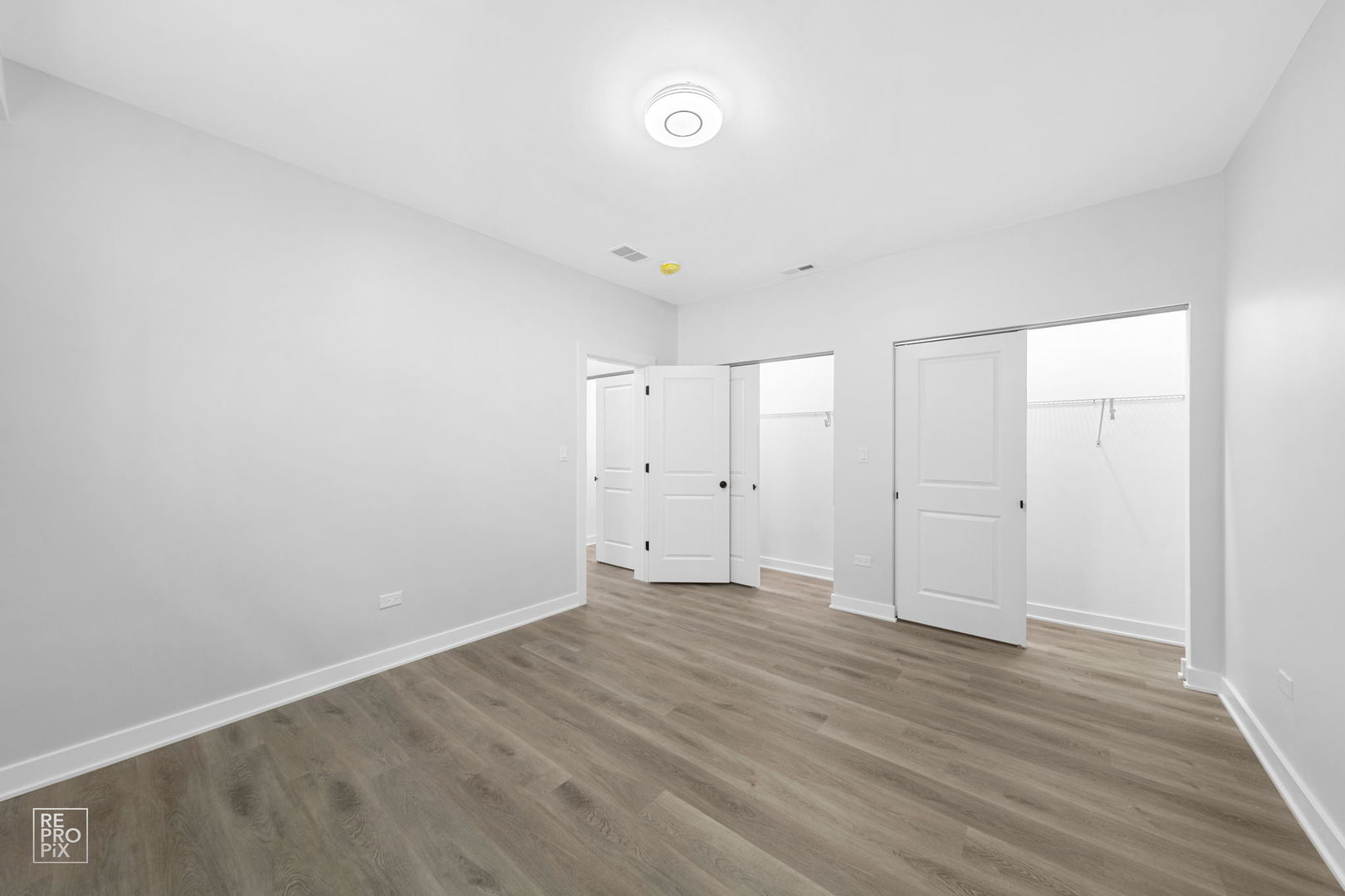 4241 W Walton Street Property Photo 11