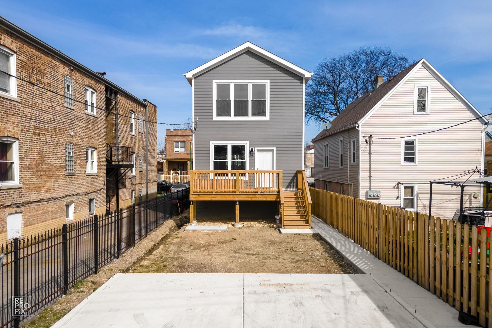 4241 W Walton Street Property Photo 15