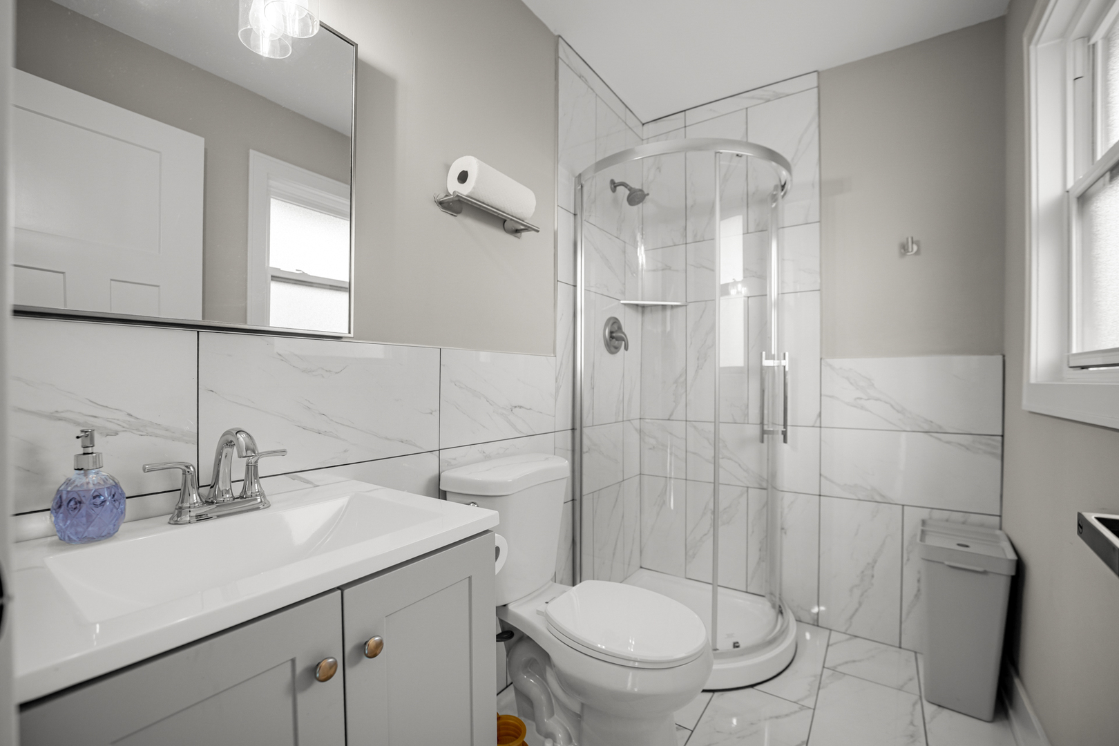 10324 S 81st Avenue Property Photo 12