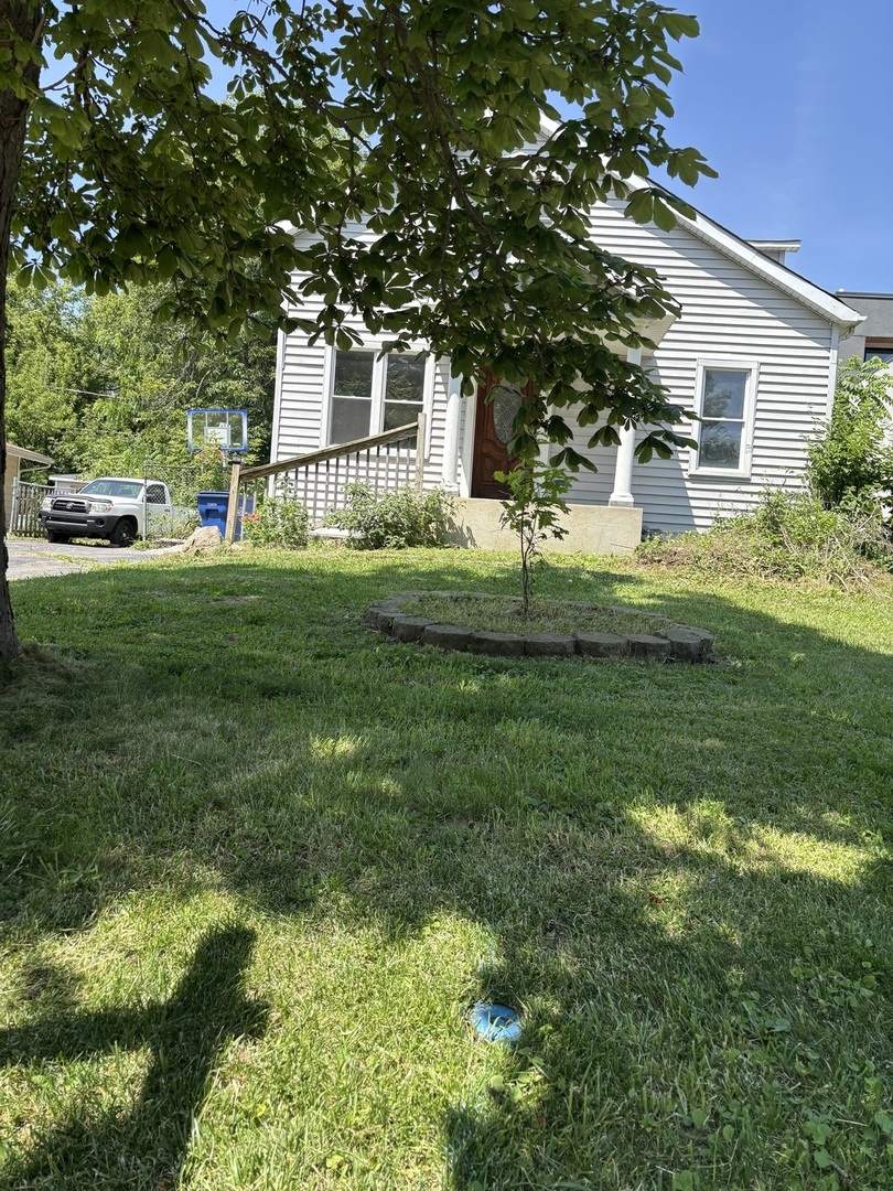 2322 Wallace Avenue Property Photo 1
