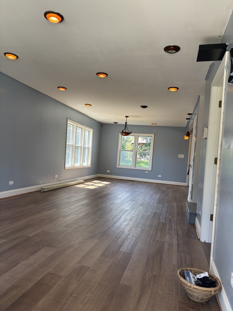 2322 Wallace Avenue Property Photo 2