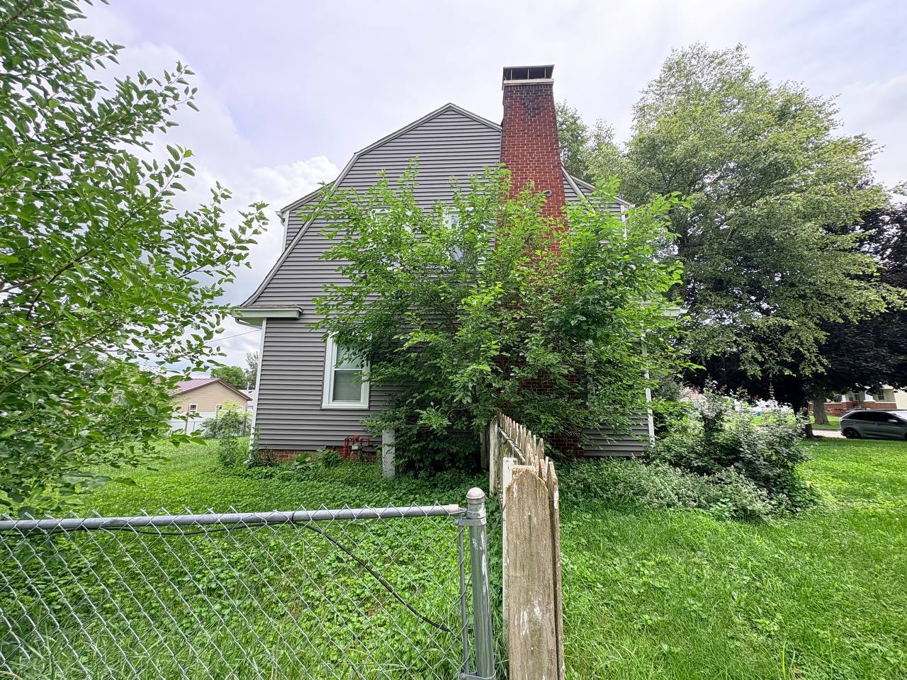 324 E Durant Street Property Photo 3