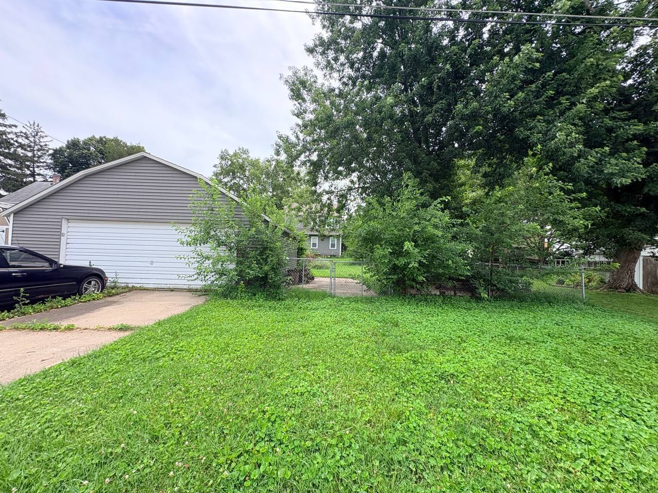 324 E Durant Street Property Photo 7