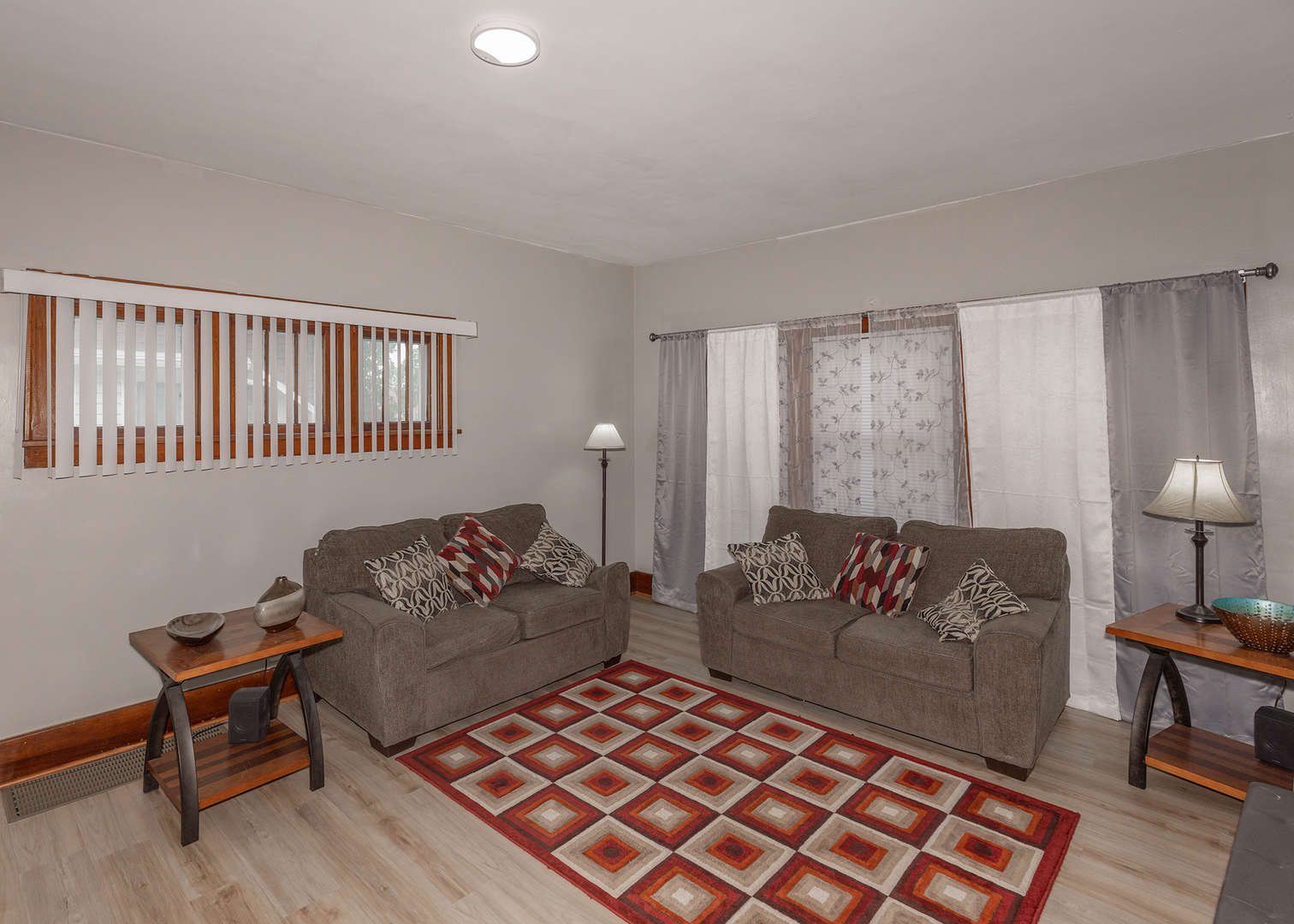 2014 33rd Street Property Photo 7