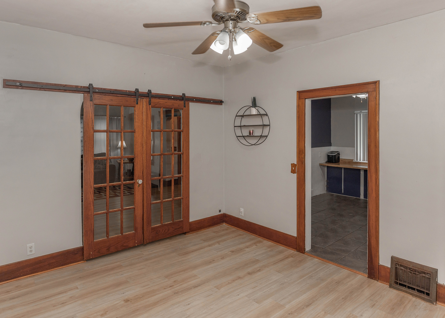 2014 33rd Street Property Photo 10
