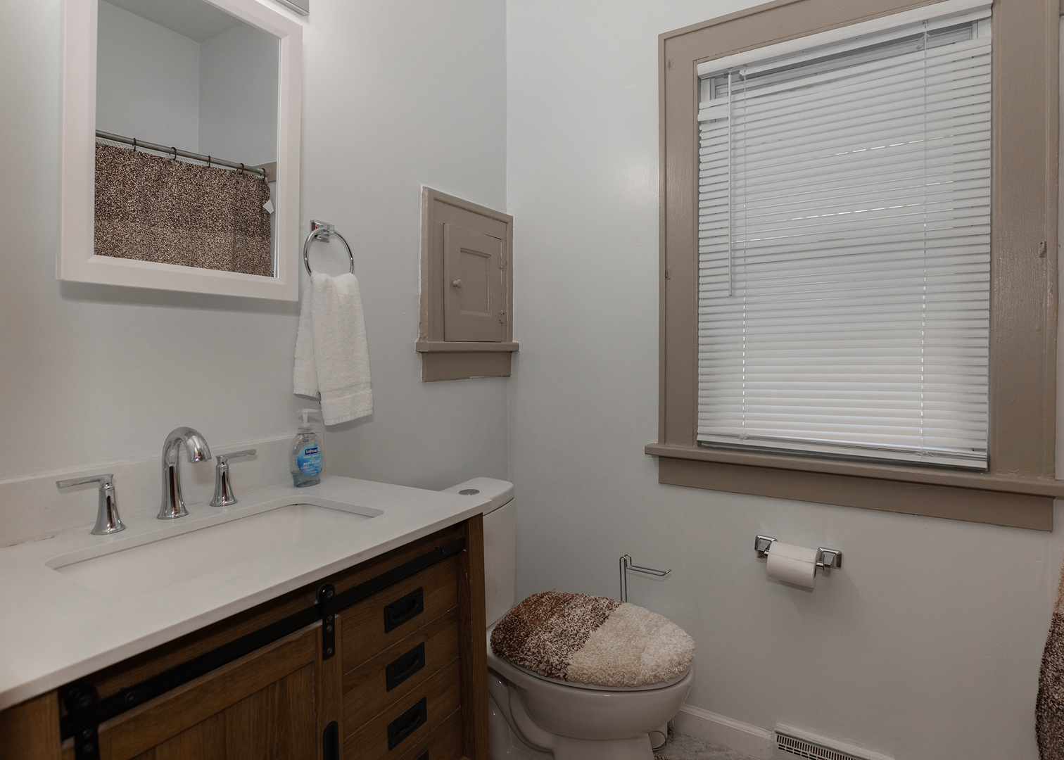2014 33rd Street Property Photo 16